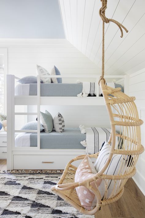 Coastal House Backyard, Coastal Toddler Room, Coastal Kids Bedroom, Beach House Bunk Room, Beach House Airbnb, House Kids Room, Home Decor 2023, Beachy Home, Beach House Bedroom