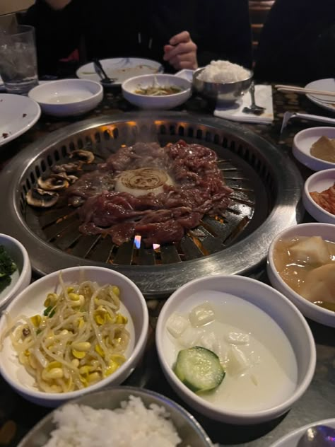 Kbbq Korean Aesthetic, Sweet Life, Yummy Sweets, Healthy Options, Desert Recipes, Japchae, Nom Nom, Ramen, Healthy Snacks