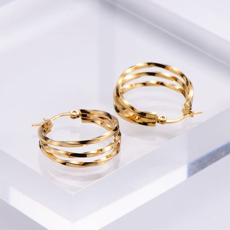 fashion irregular circle women's stainless steel earrings https://trendy-jewels.eu/products/fashion-irregular-circle-womens-stainless-steel-earrings Trendy Jewels #Hot Chunky Gold Earrings, Initial Jewelry Necklace, Triple Hoop Earrings, Dainty Hoop Earrings, Piercing Ring, Packaging Gift, Steel Earrings, Initial Jewelry, Earrings Dainty