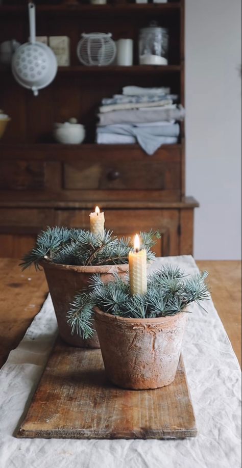 Fall Evergreen Decor, Magnolia Homes Christmas Decor, Vintage Natural Christmas Decor Ideas, High End Crafts To Sell, Mantle Candlesticks Decorating Ideas, Threshold Christmas Decor, 19th Century Christmas, Small Coffee Table Christmas Decor, Christmas Decor Ideas Cottage Core