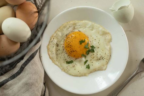 Perfect Sunny Side Up Eggs Recipe Sunny Side Up Eggs Recipe, Perfect Sunny Side Up Eggs, Ways To Make Eggs, Orange Sauce Recipe, Homemade Breakfast Recipes, Sunny Side Up Eggs, Sunnyside Up Eggs, Ways To Cook Eggs, Over Easy Eggs