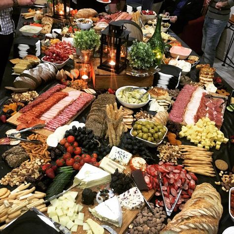 Antipasto table spread at a birthday party I recently attended. Antipasto Table, Wedding Day Program, Table Spread, Crunch Recipe, Antipasto Platter, Grazing Table, Cheese Party, Chicken Fingers, Party Platters