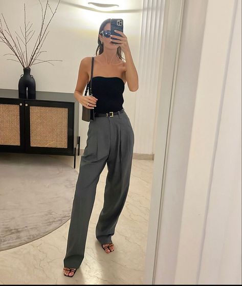 Aritzia Effortless Pant Grey, Dark Grey Wide Leg Trousers Outfit, Gray Pants Outfit Summer, Grey Flowy Pants Outfit, Dark Grey Dress Pants Outfit Women, Light Grey Dress Pants Outfit Women, Dark Grey Slacks Outfit Women, Gray Tailored Pants Outfit, Dark Gray Trousers Outfit