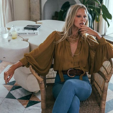 Chasing Unicorns on Instagram: “Till the Morning Comes in khaki 💚💛💚 only 2 left + part of our weekend SALE” Ranch Outfits, 70s Fashion Women, Western Chic Fashion, Chasing Unicorns, Sundance Style, Boho Cowgirl, Western Outfits Women, Cowgirl Chic, Western Chic