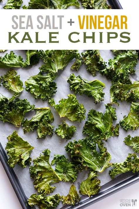 Sea Salt and Vinegar Kale Chips | gimmesomeoven.com #vegan #glutenfree Salad Kale, Salt And Vinegar, Kale Recipes, Potato Chip, Kale Chips, Think Food, Healthy Alternatives, Veggie Recipes, Paleo Recipes