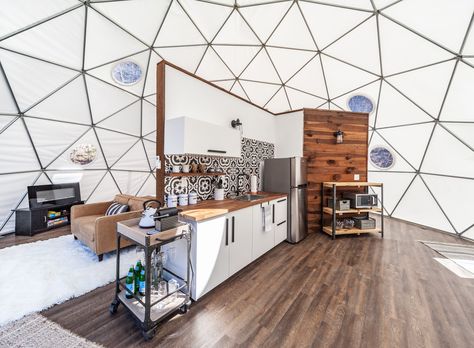 Coffee Bar + Cooktops = Breakfast for 2! Monolithic Dome Homes Interiors, Dome Airbnb, Unique Glamping, Geo Dome, Land Ideas, Geometric Dome, Geodesic Dome Connector, Chimney Rock, Geodesic Dome Homes