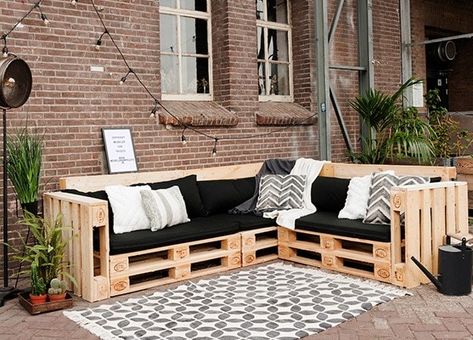 Dream Terrace, Pallet Bank, Diy Pallet Couch, Pallet Lounge, Pallet Furniture Designs, Pallet Garden Furniture, Pallet Patio Furniture, Pallet Projects Furniture, Pallet Patio