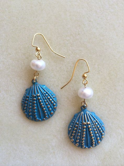 Clearance Blue metal seashell earrings Seashell Jewelry Diy, Shells Craft, Coastal Jewelry, Art Coquillage, Beach Bracelet, Sea Jewelry, Seashell Earrings, Seashell Jewelry, Handmade Jewelry Tutorials