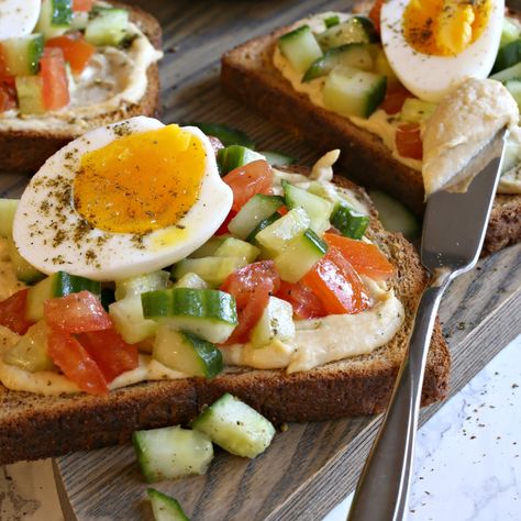 Hummus-Toast-with-Perfect-Jammy-Eggs-4 Casserole Recipes For Two, Toast With Hummus, Breaky Ideas, Hummus Toast, Jammy Eggs, Mediterranean Diet Breakfast, Healthy Sandwich, Eggs Ideas, Mediterranean Breakfast