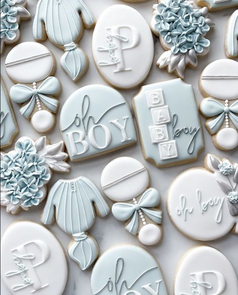 Baby Shower Cookies Neutral, Christmas Smoothies, Baby Bottle Cookies, Baby Boy Cookies, Baby Boy Sprinkle, Baby Shower Garcon, Penguin Baby Showers, Onesie Cookies, Cookies Theme