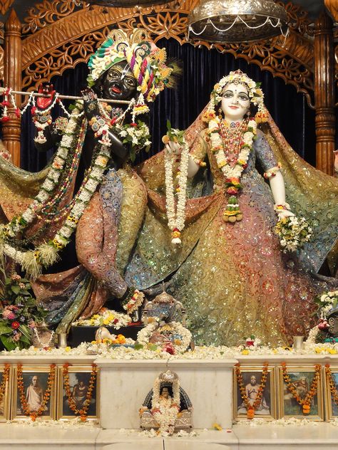 Share Tweet Pin Mail Radhamadhav Mayapur, Iskcon Mayapur Radha Krishna, Radha Madhav Iskcon Mayapur, Mayapur Radha Krishna, Radha Krishna Iskcon, Radha Krishna Murti, Radha Krishna Modern Art, Radha Krishna Holi, Iskcon Krishna