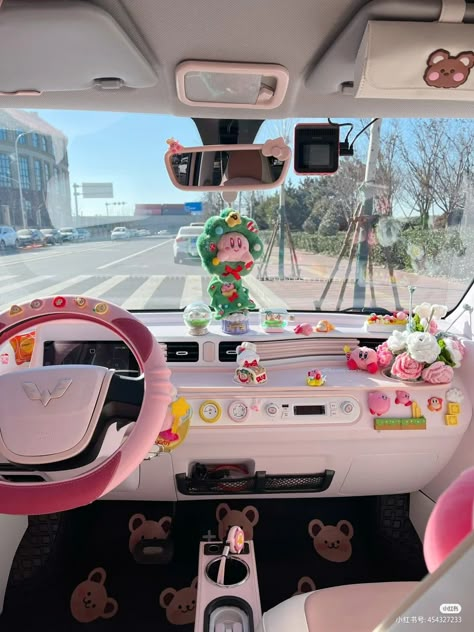 Car Interior Design Ideas, Cute Car Aesthetic, Kirby Car, Cute Toaster, Sanrio Car, Rich Houses, Cute Car Ideas, Car Vision Board, Car Inspection