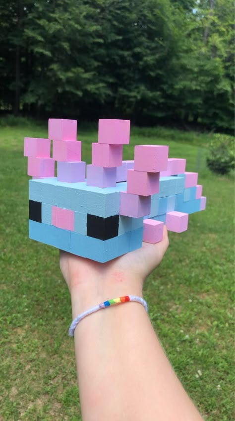 “white” blue and pink wooden block minecraft axolotl Minecraft Flower Out Of Blocks, Minecraft Axalotal, Diy Minecraft Wooden Blocks, Diy Minecraft Axolotl, Axolotl Minecraft Block Art, Block Art Minecraft, Wooden Blocks Decor Craft Ideas Minecraft, Minecraft Bee Wooden Blocks, Minecraft Pink Decoration