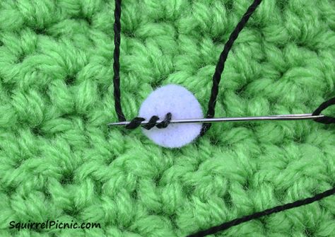 Step 5 Simple Amigurumi Eyes Felt and French Knot Facial Ideas, Simple Amigurumi, Amigurumi Eyes, Knot Embroidery, French Knot Stitch, Embroidery Video, French Knot Embroidery, How To Stitch, Simple Eye