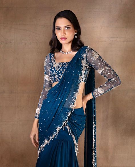 Good news for everyone who wear sarees - Shloka Khialani's latest collection is full of them. Check it out!⁠ -⁠ Shop online now at marketclothing.ca #LessIsMore⁠ Fashion Course, Lace Suit, Astronaut Wallpaper, Fashion Courses, Long Dress Design, Girly Images, Wedding Looks, Ethnic Wear, Dress Design