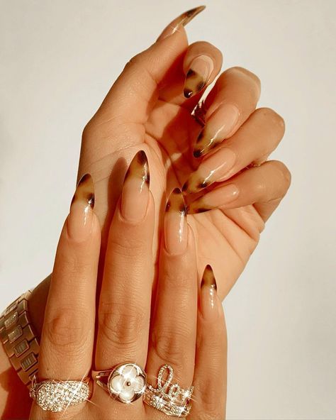 Hot Nail Designs, Nyc Nails, Huda Kattan, Sunflower Nails, Gel Acrylic Nails, Nails Now, Coffin Shape Nails, Nail Ring, Acrylic Nails Coffin Short