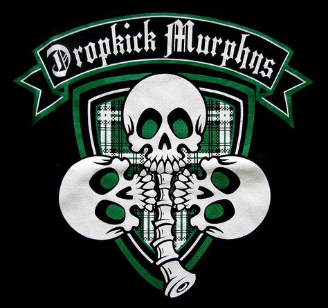 Dropkick Murphys - 3 Skulls Clover Tee by ktsaltishok, via Flickr Dropkick Murphys Tattoo, Hooligans Football, Dish Room, Dropkick Murphys, Clover Svg, Punk Poster, Heavy Metal Art, Celtic Music, Band Rock