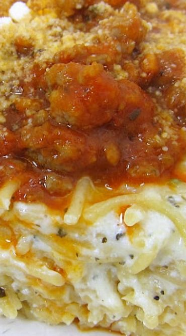 Baked Spasanga, Italian Dishes For A Crowd, Casseroles For A Crowd Main Dishes, Dinner For A Crowd Main Dishes, Italian Potluck Ideas, Pasta Recipes For A Crowd, Pasta Dishes For A Crowd, Pasta For A Crowd, Dishes For A Crowd