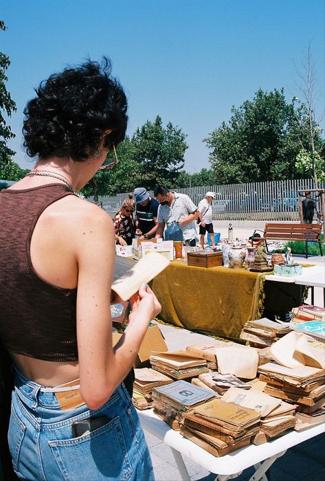 Italian books, flee market, rastro, mercadillo, valencia, film photography Italian Books, Market Photo, Photoshoot Concept, Photography Inspo, Photo Inspo, Flea Market, Film Photography, Photography Inspiration, Street Photography