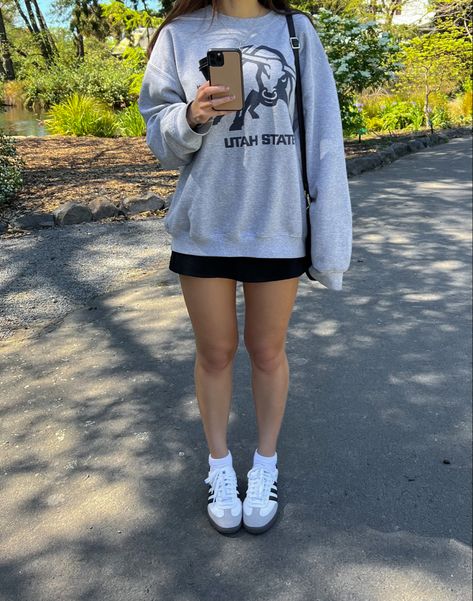 Samba outfit, adidas sambas, summer outfit inspo, casual summer outfit, sweatshirt outfit, outfit inspo, ootd, basic outfit, basic ootd Sambas Summer Outfit, White Samba Adidas Outfit, Samba Fits, Outfit Inspo Casual Summer, Sambas Outfits, Adidas Samba Outfit Women, Casual Outfit Aesthetic, Sambas Adidas Women Outfit, Samba Adidas Outfit