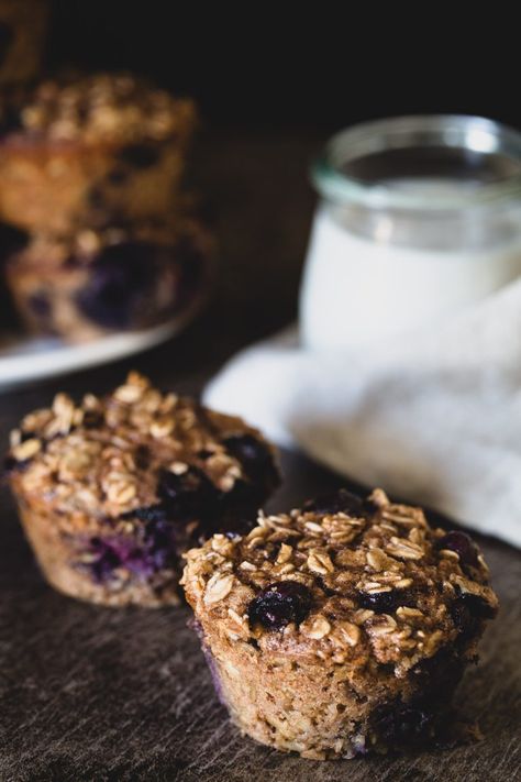 Blueberry Oatmeal Cups, Baked Blueberry Oatmeal, Protein Blueberry, Blueberry Protein Muffins, Blueberry Oatmeal Bake, Breakfast Fruit, Protein Baking, Baked Oatmeal Cups, Protein Oatmeal