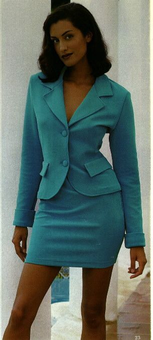 yasmeen ghauri- rockin' it in a knit skirt suit! Miniskirt Suits For Women, 90s Suits Women Runway, Woman Suit Dress, Female Skirt Suits Office Style, 90s Women Suit, Two Piece Suit Women Skirt, Female Suit Outfit With Skirt, Suit And Skirt Aesthetic, 2000s Suits Women