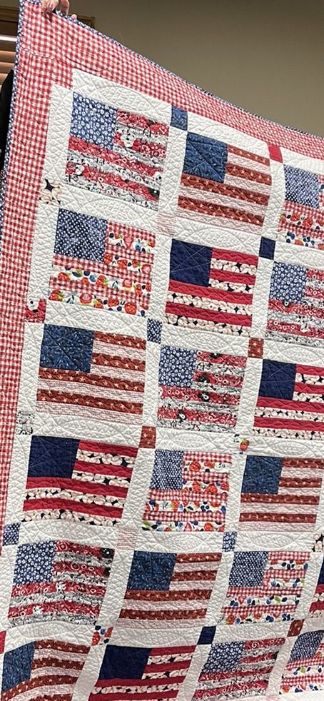 Usa Quilt Pattern, American Flag Quilts Ideas, Red White And Blue Quilt Blocks, Flag Quilts American Pattern, American Flag Quilt Pattern, Red White Blue Quilts, Patriotic Quilts Patterns Free, Patriotic Quilt Patterns, Red White Blue Quilt