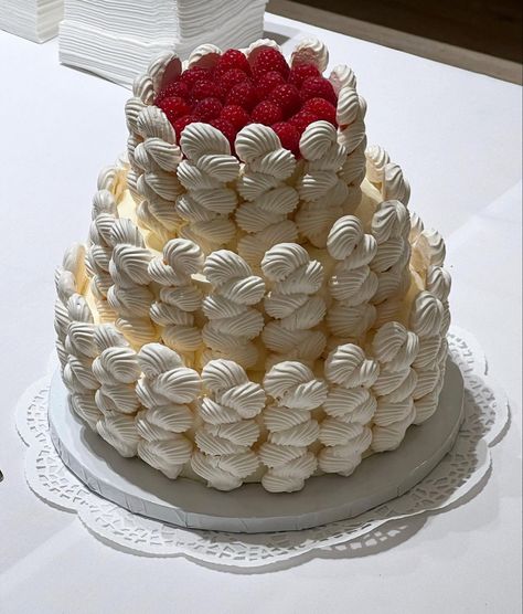 @ charforsyth Pavlova Cake, Wedding Cake Design, Classic Wedding Cake, Cake Studio, Creative Birthday Cakes, Just Cakes, Novelty Cakes, Wedding Cake Designs, Vintage Cake