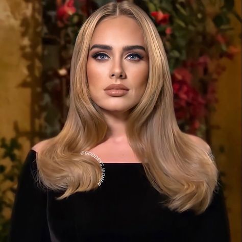 Adele Blonde Hair, Adele Hair Color, Adele Nails, Adele Makeup, Adele Hair, Adele Pictures, Beautiful Curly Hair, Layered Haircuts, Looks Style