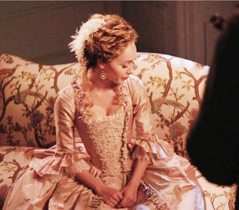 Peggy Shippen, Rococo Gown, Vintage Winter Fashion, French Dresses, Marie Antoinette 2006, Rococo Fashion, Romantic Academia, Period Dress, Leopard Sneakers