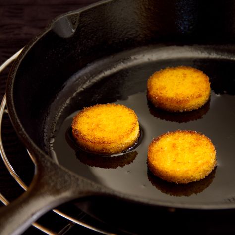 Polenta Cakes - SippitySup Uruguayan Food, Polenta Fries, Polenta Cakes, Polenta Recipes, Asiago, Cereal Recipes, Sem Lactose, Grits, Polenta