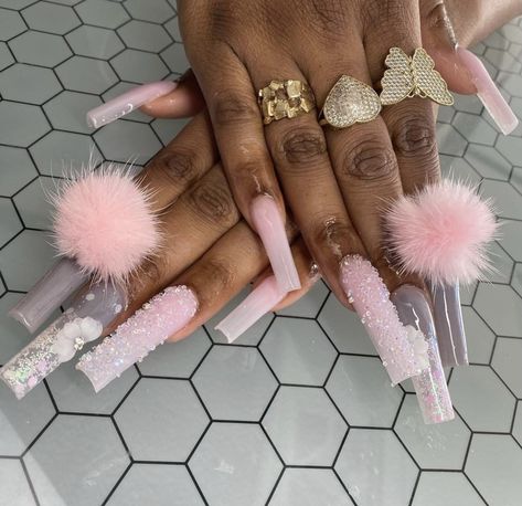 Bratz Nails, Fur Nails, Vday Nails, Business Nails, Fake Nails Long, Winter Manicure, Manicure Nail Art, Long Acrylic Nail Designs, Gelish Nails