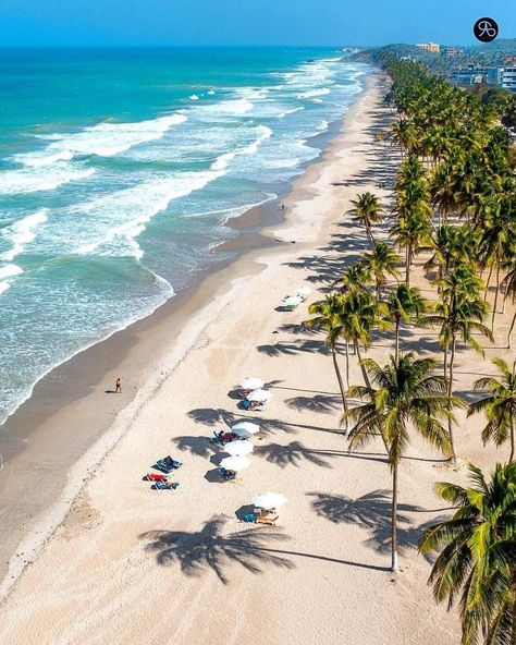 Playa El Agua, Isla de Margarita Venezuela Venezuela Beaches, Margarita Venezuela, Isla Margarita, Travel Locations, Island Vibes, Beautiful Places To Visit, Beautiful Islands, America Travel, Beach Photos