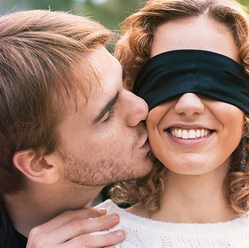 Blindfold Games, Kissing Games, Hot Games, Games For Couples, Couples Play, Couple Games, Stephen Hawking, Romantic Movies, Adult Games