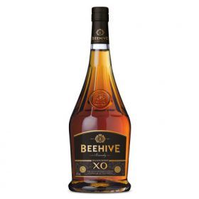 Bardinet-owned Beehive brandy has updated the recipe for its VSOP expression at the same time as adding a new XO bottling to its portfolio. Brandy Bottle Design, Brandy Bottle, Alcohol Bottles, Champagne Bottle, Brandy, Bee Hive, Raisin, Whiskey Bottle, Fig