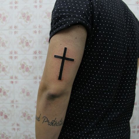 Religion tattoo!   Follow me @giovannitattooart Cross On Tricep Tattoo, Religion Tattoo, Tricep Tattoo, Religion Tattoos, Tricep Tattoos, Jordan Logo Wallpaper, Rock Tattoo, Cross Tattoo For Men, God Tattoos