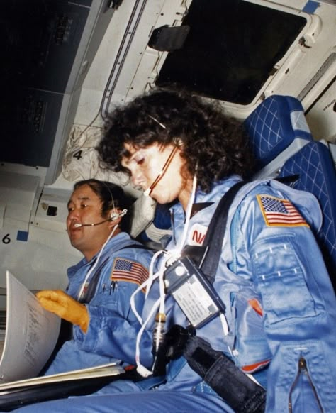 Female Astronaut Aesthetic, Nasa Astronaut Aesthetic, Space Race Aesthetic, Judy Resnik, Astronaut Aesthetic, Space Shuttle Challenger, Apollo 1, Nasa Photos, Tweek Y Craig