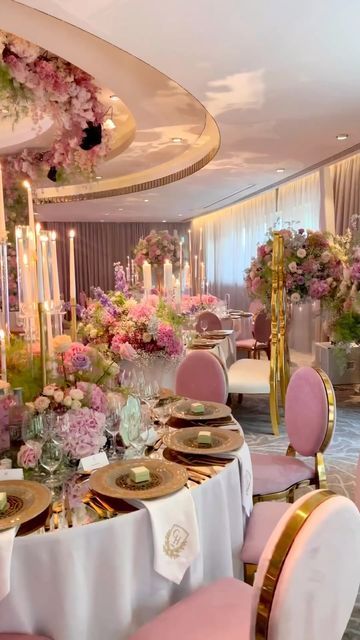 Divine Design Decor on Instagram: "Pink is definitely in the air 🌸💞🌺@kellylouisefloralartistry The pink dream💗 @confettiandcrumbsuk @evallanceuk @voornsprayroses @meijerroses @whitehouse_crockery @elite_invite . . . . . . . . . . . . . . . . . . . . . . . #divine_design_decor #dreamteam #weddingvenue #eventplanning #flowerarrangement" Dream Reception, Dream Wedding Reception, Quinceanera Decorations, Classic Wedding Decorations, Dream Wedding Decorations, Luxury Wedding Decor, Wedding Planning Decor, Wedding Design Decoration, Romantic Wedding Decor