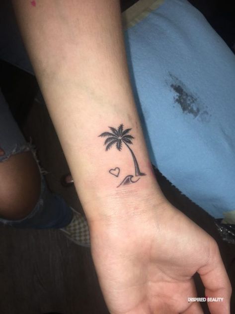 Small Palm Tree Tattoo, Palm Tree Tattoo Ideas, Tree Tattoo Ankle, Tree Tattoo Ideas, Palm Tree Tattoo Ankle, Small Beach Tattoos, Watercolor Tattoo Tree, Font Tato, Tree Tattoo Arm