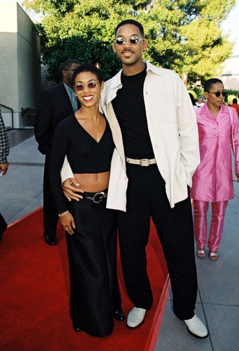 Jada and Will Smith Will Smith Jada Pinkett, 90s Red Carpet, Will And Jada Smith, Will Smith And Family, Nutty Professor, Decades Fashion, Gender Fluid Fashion, Jada Pinkett, Couple Fits