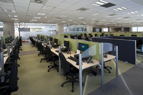 Orange Office, Oviedo Spain, Interior Wall Colors, Investing Books, Interior Design Software, Office Snapshots, Open Office, Retail Design Blog, Office Workspace