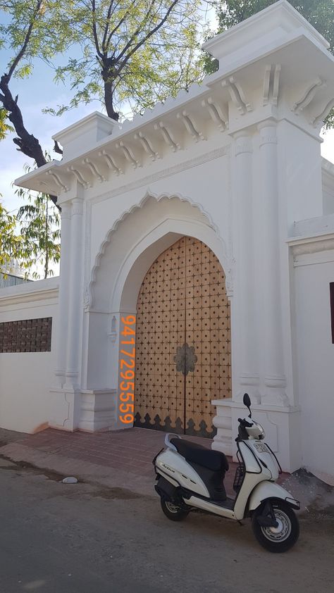 Punjabi Haveli House, Samadhi Design, Punjabi House Design, Haveli Design Houses, Punjabi House, Modern Restaurant Design, Interior Architecture Drawing, Modern Small House Design, Entrance Gates Design