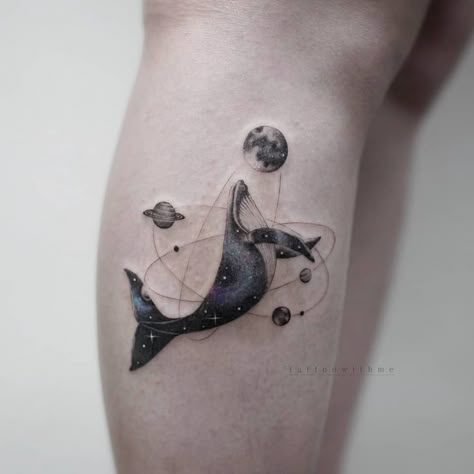 Whale Tattoo, Tier Tattoo, Dolphins Tattoo, Universe Tattoo, Petit Tattoo, Tattoo Back, Whale Tattoos, Ocean Tattoos, Space Tattoo