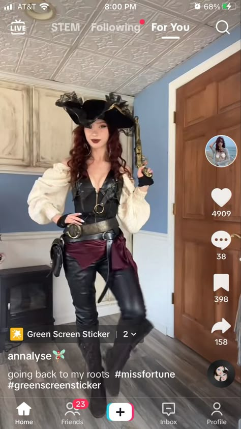 Pirates Of The Caribbean Aesthetic Outfit, Female Pirate Captain Outfit, Pirate Costume Modest, Female Pirate Ren Faire, Pirate Wench Outfit, Female Jack Sparrow Costume, Pirate Costume Women Aesthetic, Casual Pirate Outfit Female, Pirate Costume With Pants