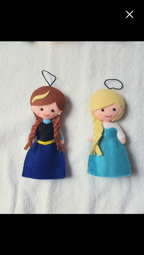 Frozen Sewing Projects, Ideas Caratulas, Elsa Ornament, Frozen Felt, Birthday Ornaments, Calender Gift, Frozen Gifts, Diy Toddler Toys, Diy Felt Christmas Ornaments