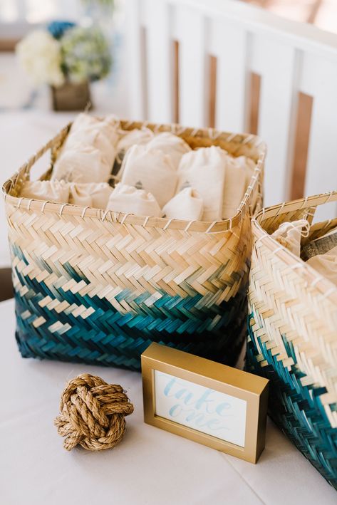 Party Favor Display Ideas, Favor Display Ideas, Wedding Favor Basket, Party Favor Display, Wedding Favor Display, Favor Display, Basket Display, Southern Style Wedding, Personalized Match Boxes