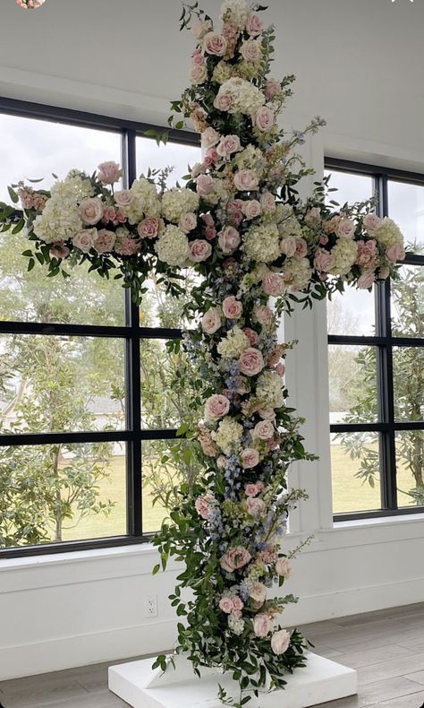 Cross Wedding Arch Flower, Wedding Cross Flowers Ceremony Backdrop, Flower Cross Wedding Altars, Cross At The Altar Wedding, Decorated Cross For Wedding, Simple Wedding Arch Ideas Outdoor Ceremony, Wedding Cross Altar Outdoor Ceremony, Wedding Floral Ceremony, Cross Backdrop Wedding