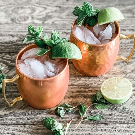 Virgin Moscow Mule - Non Alcoholic Mocktail Recipe Virgin Moscow Mule, Non Alcoholic Mocktail, Copper Mule Mugs, Moscow Mules, Moscow Mule Recipe, How To Clean Copper, Mule Recipe, Stemless Champagne Flutes, Copper Moscow Mule Mugs