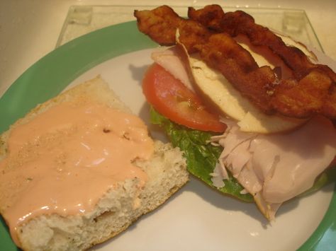 Bacon Turkey Bravo Copycat Thaw Turkey In Water, Bacon Turkey Bravo, Panera Sandwiches, Tomato Basil Bread, Bread Restaurant, Bacon Turkey, Panera Recipes, Spicy Dressing, Thawing Turkey