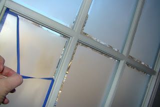 DIY frosted glass on french doors! That's way cuter than what I got now!!! Doors Diy, Frosted Glass Door, Frosted Windows, Window Privacy, Diy Window, Bathroom Windows, Trendy Bathroom, French Doors Interior, Bedroom Windows